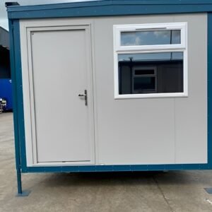 12ft x 10ft jackleg cabin plastisol .jpg